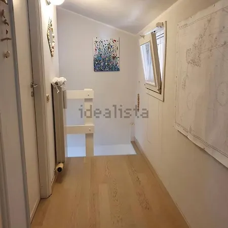 Apartamento Con Terrazzo *